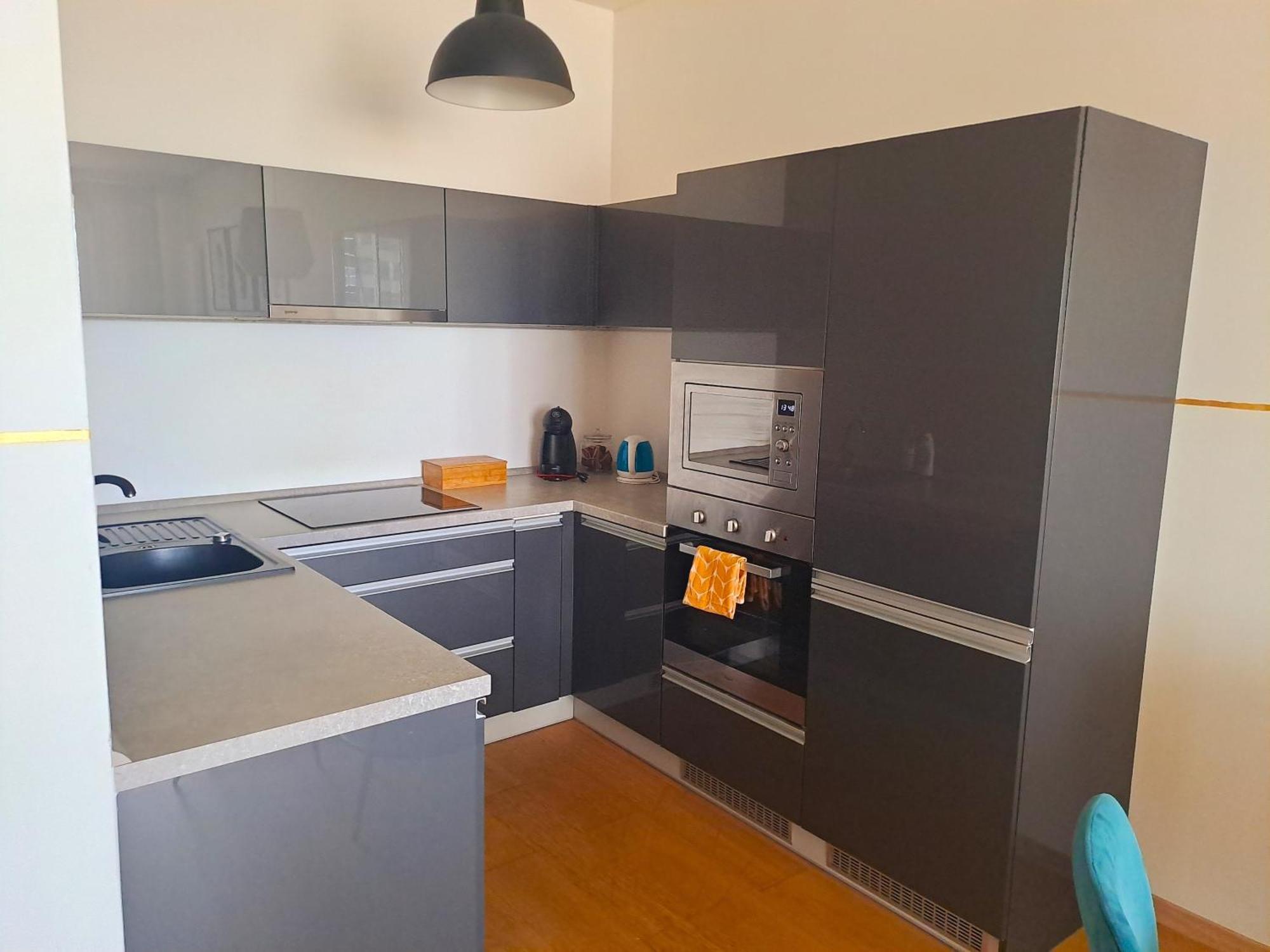 Stylish Getaway In Prime Bratislava Location - By The Danube And Old Town Apartment ภายนอก รูปภาพ