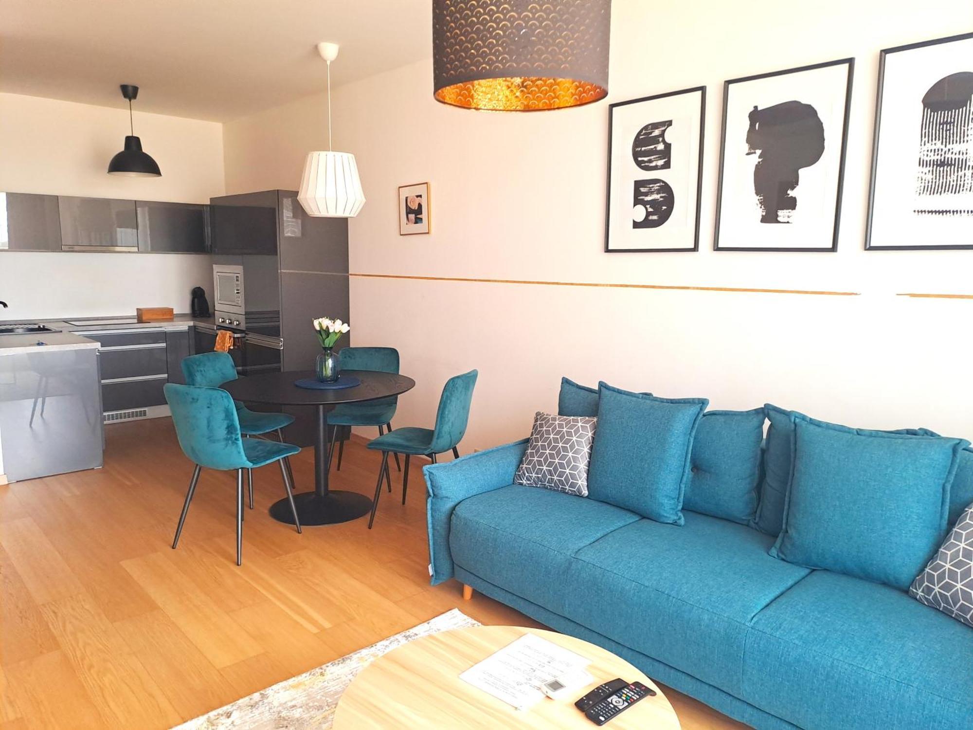 Stylish Getaway In Prime Bratislava Location - By The Danube And Old Town Apartment ภายนอก รูปภาพ